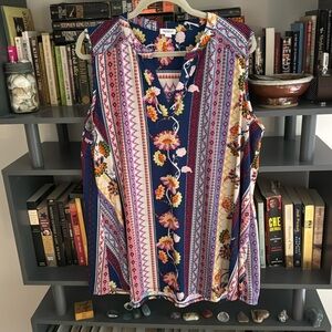 FLASH SALE! $5 2x Westport sleeveless blouse